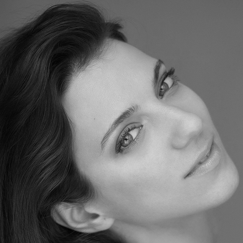 Luciana Paris